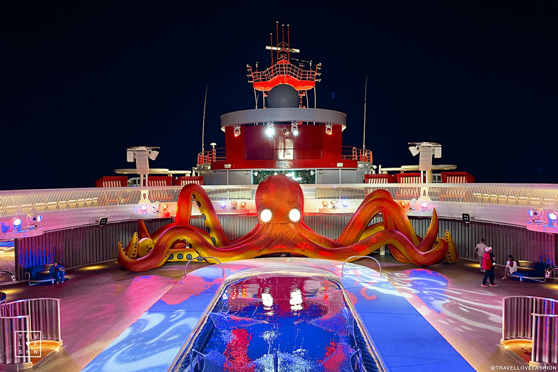 Virgin Voyages Cruise Main Pool Scarlet Night