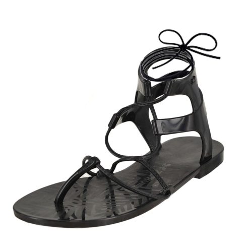 Amazing Travel Product: Jelly Sandals | Travel Love Fashion